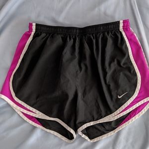 Nike Dry Fit Tempo running shorts size medium